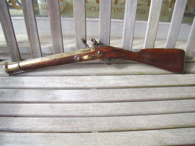 A British brass barreled flintlock Blunderbuss by William Mewis & Co., Birmingham, 1765-1782. — image 3